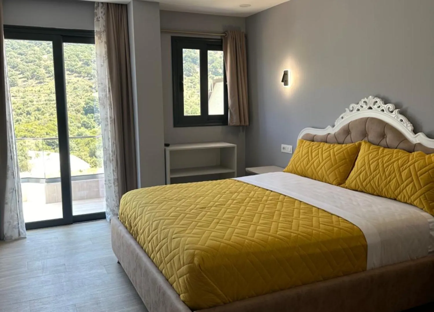 Appartamento Sea Breeze Suites Himare