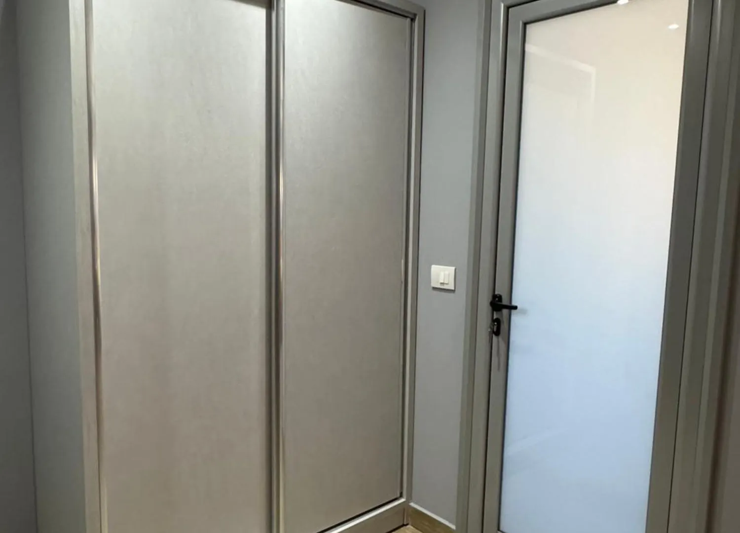 Sea Breeze Suites Himare Appartamento